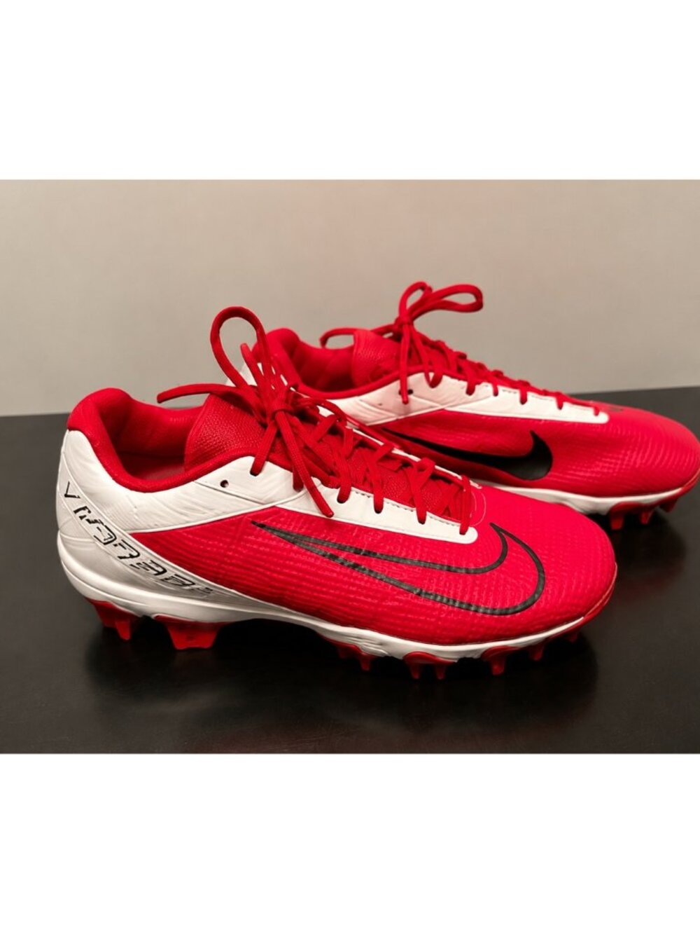 Nike Mercurial Vapor Cleats Red/White Size 10